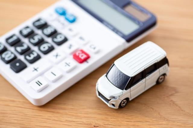 ミニカーと電卓