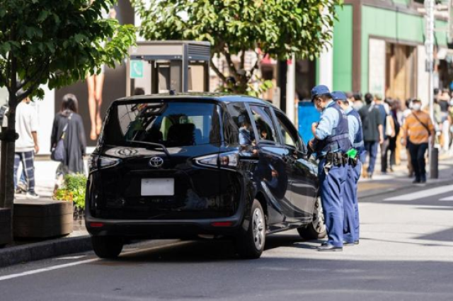 車検切れで罰則を受けるケースとは?リスクを回避する方法を紹介