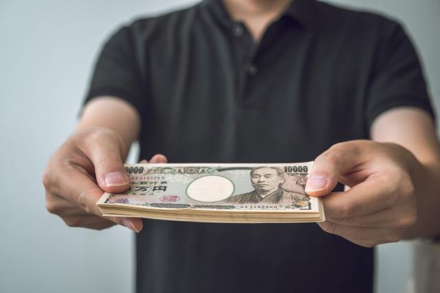 中古車を購入する際の諸費用とは？費用の内訳や全体の相場も解説！