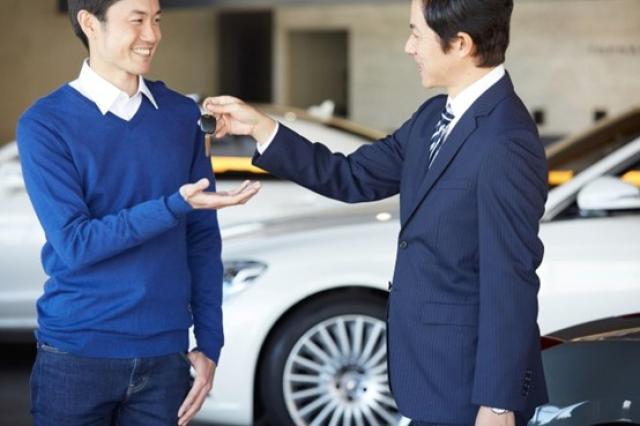 遠方から中古車を購入!知っておきたい手順と注意点を解説