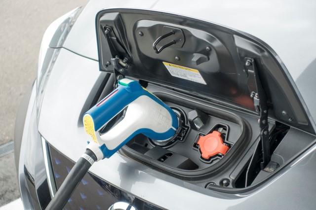 車購入に関わるエコカー減税とは?優遇措置や注意点まとめ