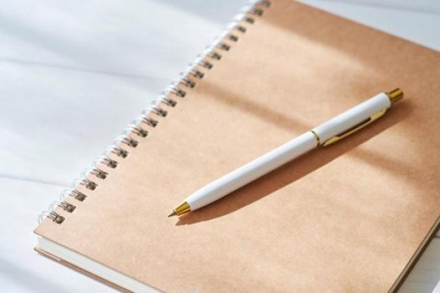 車のバッテリー寿命の目安とは?交換時期の見極め方と費用の相場を解説