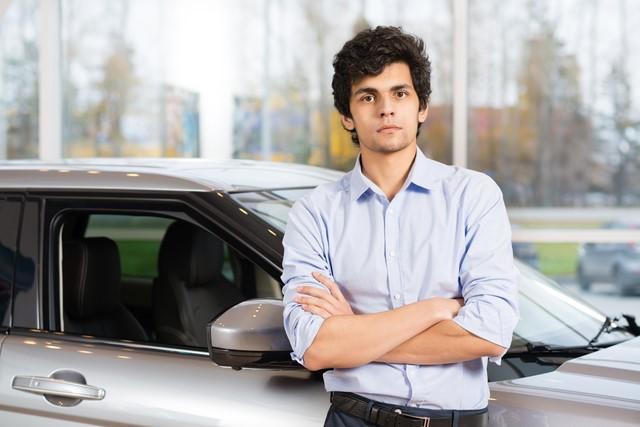 車を購入する際の決め手は？お得に車を購入するテクニックも紹介！