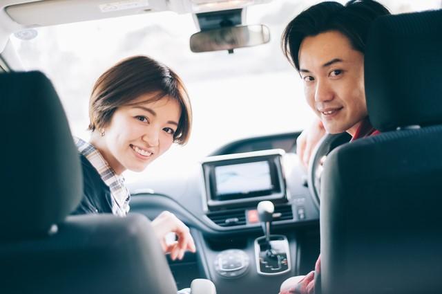 車売却はディーラーと買取のどちらがお得?それぞれのメリットと注意点