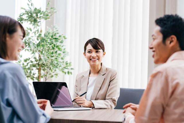 事故車にそのまま乗るのは違反?修理と廃車はどちらがいい?