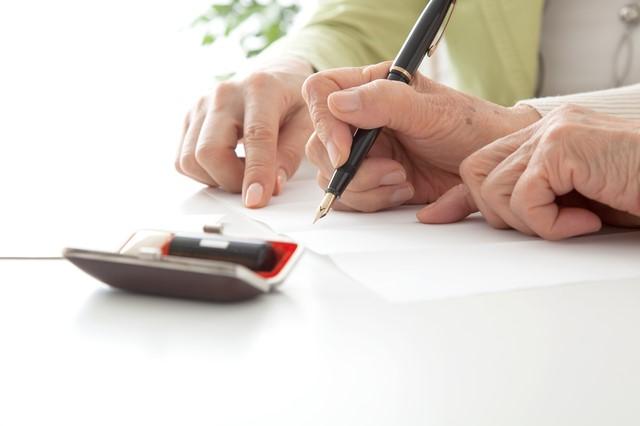 廃車手続きの方法とは?手続きの種類ごとの特徴やお得に車を手放すポイント