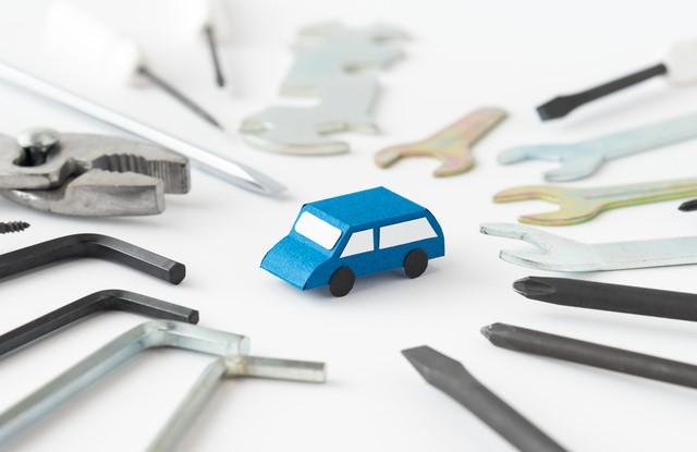 廃車手続きの方法とは?手続きの種類ごとの特徴やお得に車を手放すポイント