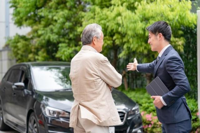 ディーラー下取りは本当に安い?知っておきたいポイントを解説