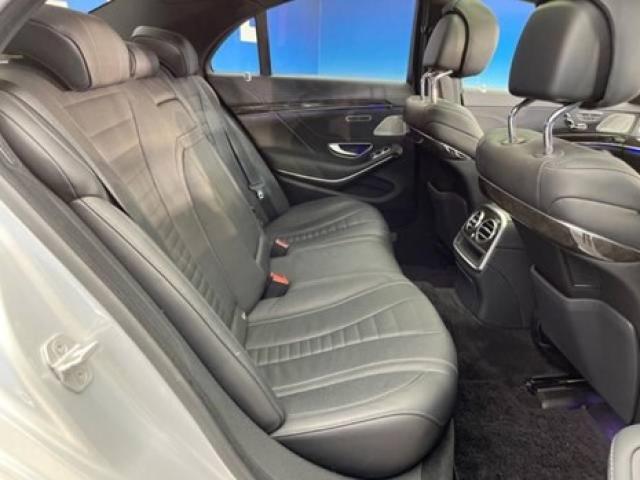 マイバッハ Sクラスの内装の魅力は？通常クラスとの違いも解説