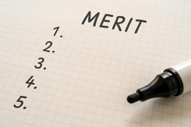 【2024年】外車コンパクトカーおすすめ車種15選！中古を選ぶポイント