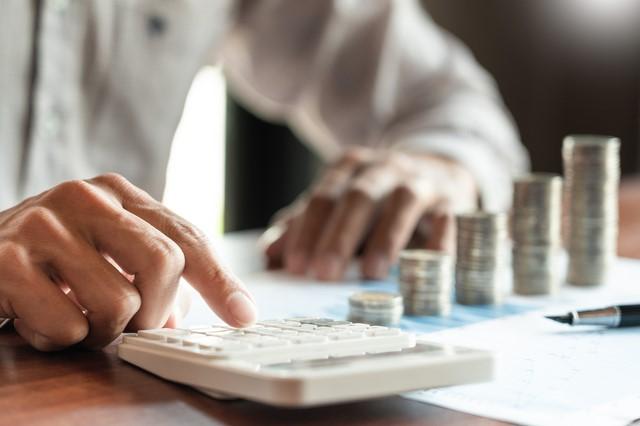 車のローンは10年の支払いでも組めるの?借入先の特徴や返済額を抑えるコツ