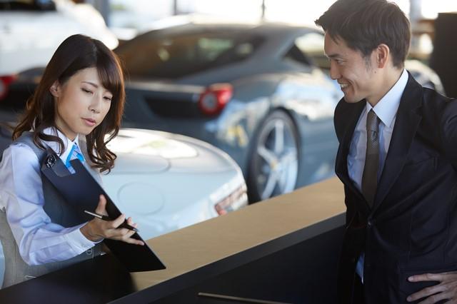 車の下取りと買取はどう違う？保証を活用しながら上手に手放そう