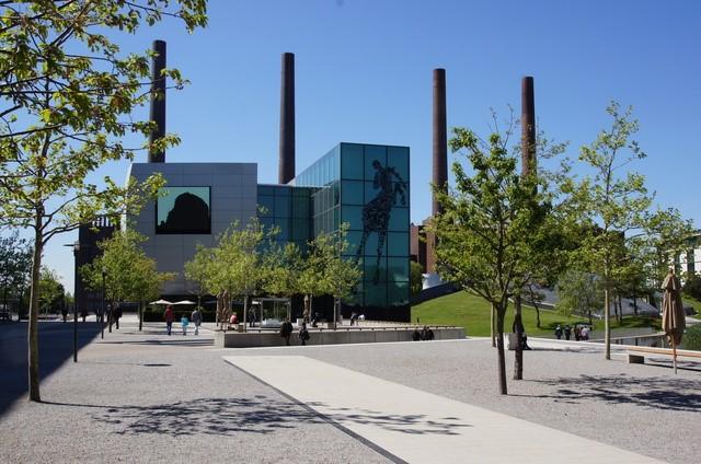 フォルクスワーゲングループの傘下自動車メーカーはどこ？各メーカーの人気中古車もご紹介！