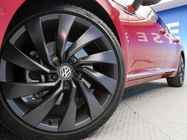 フォルクスワーゲンアルテオンの特徴とは？スペックや魅力を解説！