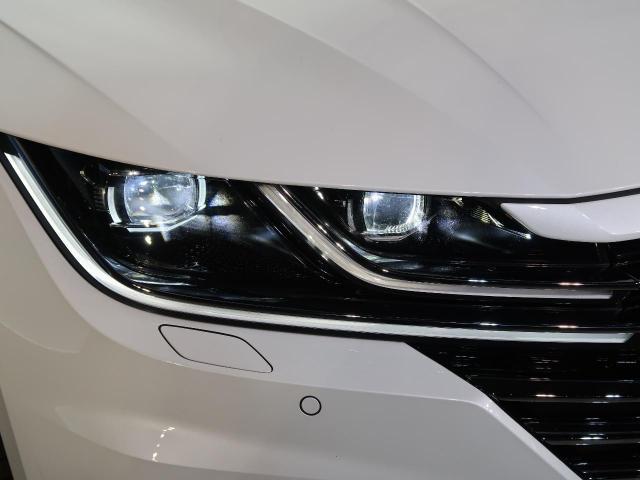 フォルクスワーゲンアルテオンの特徴とは？スペックや魅力を解説！