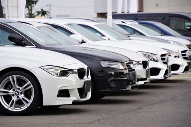 中古の外車を賢く選ぶ!おすすめメーカーや車種を紹介