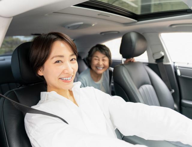 今さら聞けない!並行輸入車と正規輸入車の違いって?それぞれに新古車の取り扱いはある?