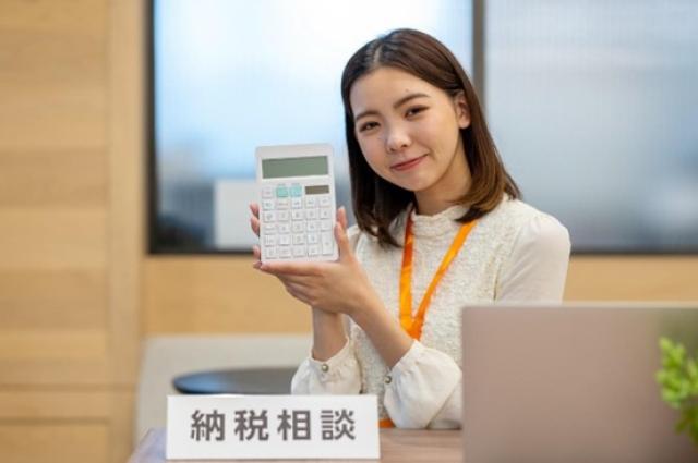 自動車税が遅れたらどうなる？延滞金とペナルティについて解説