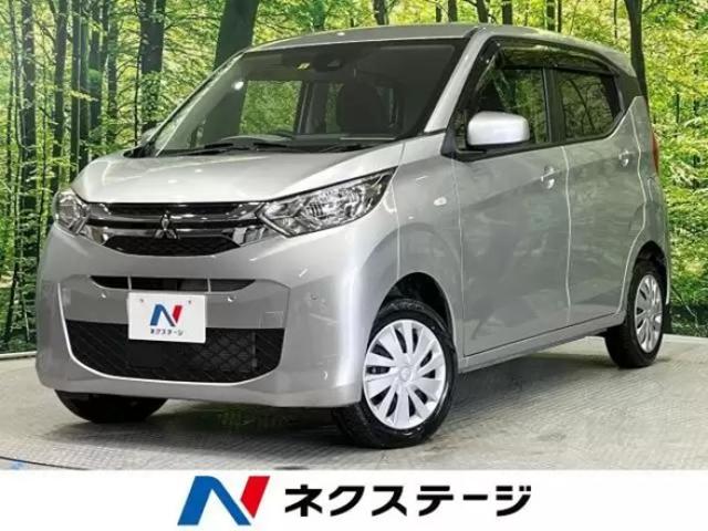 マークXは大学生でも乗りやすい車？特徴・車両価格・ランニングコストを解説