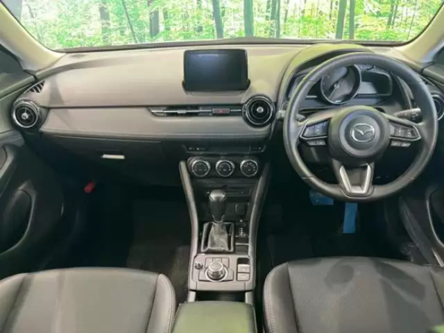 プジョーのSUVモデルの内装を比較してみよう！ラインアップや価格も紹介