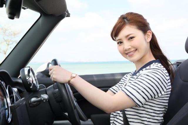 4人乗りできるオープンカーの特徴とは？ラインアップや選び方も◎