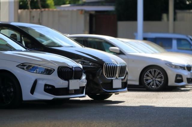 BMWのセダン情報総まとめ|シリーズ別の特徴や選び方のポイントを解説