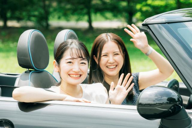 プジョーのCC・オープンカーの新型は登場する?歴代オープンカーもご紹介