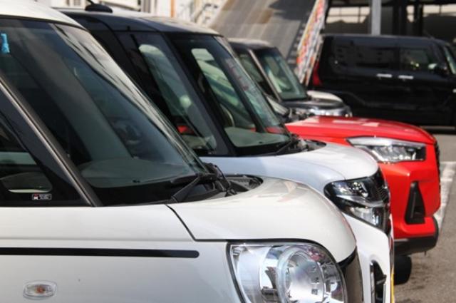 他社の車の下取りは可能?乗り換えの流れや価格傾向をチェック