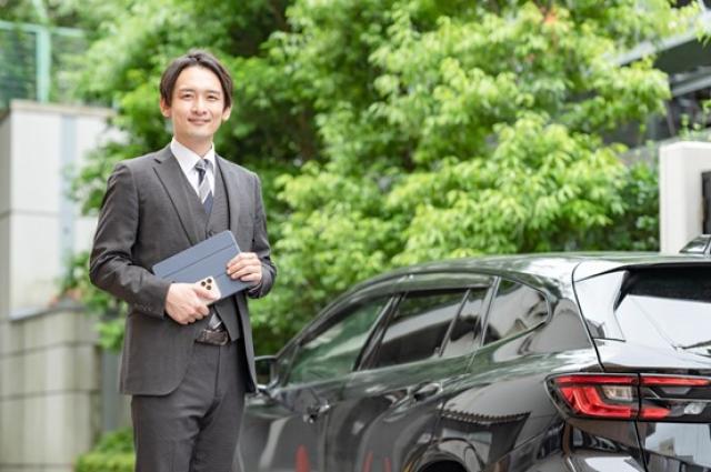 ディーラーの男性