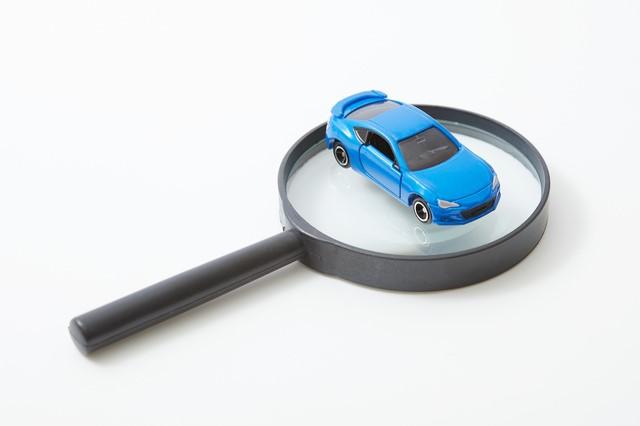 自動車の売却を考えている方へ!売却時に必要な書類と手続きの流れについて