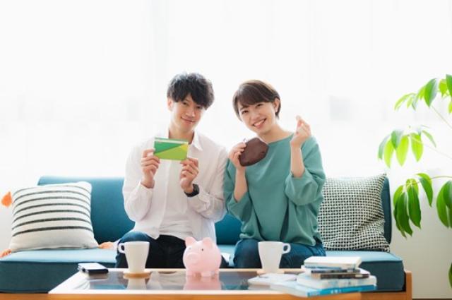 カップルのお金の悩み
