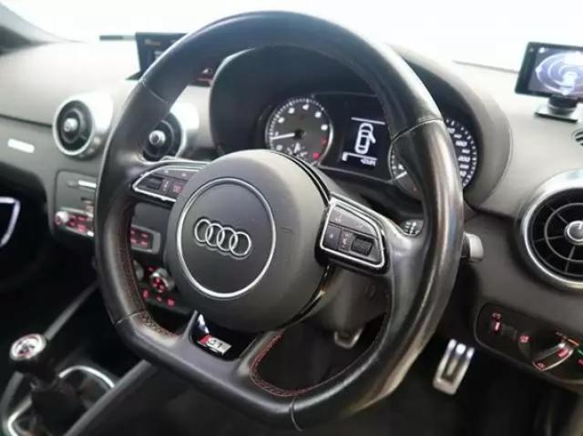 アウディのコンパクトカーを全公開!選び方や購入のポイントを解説!