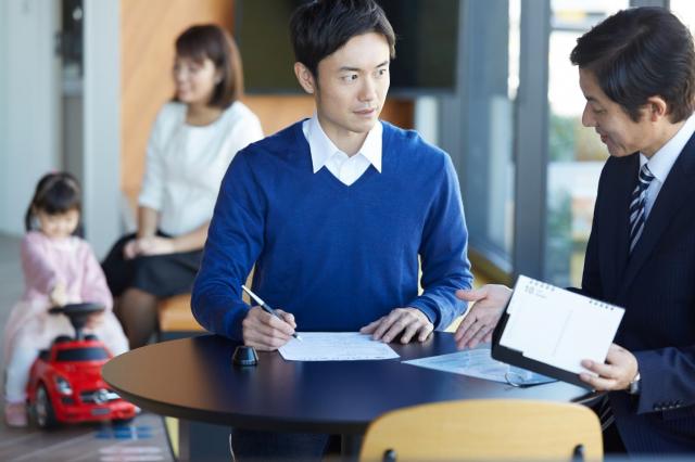 プジョー205が気になる方へ!205の特徴と購入するコツ