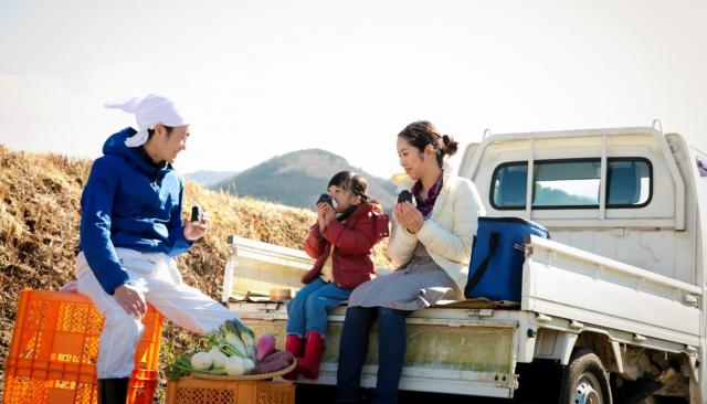 軽自動車セダンタイプは抜群の燃費の良さ！その他のタイプや人気車種を紹介