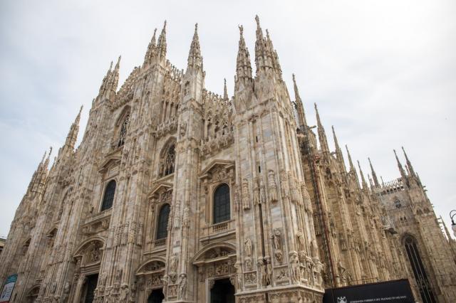 アルファロメオはココがかっこいい！魅力や特徴を解説