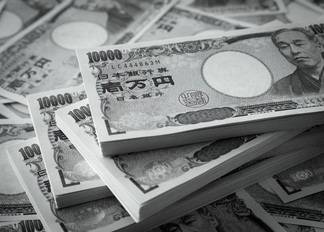 V12エンジン搭載のベンツSクラスを徹底解剖!スペックから賢く購入するコツ