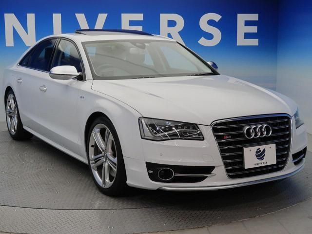 エレガントなアウディA8に乗りたい!今までの歴史や特徴とグレードの違い