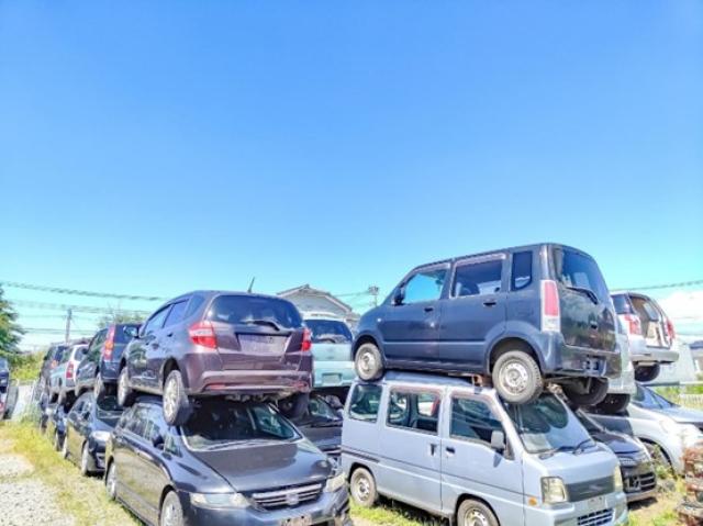 車のジャンクヤード