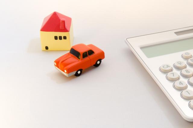 車の出張買取の流れや持ち込み査定との違いを解説