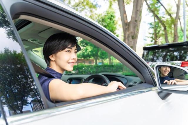 外車のエンブレムについた馬は同じ？ポルシェやフェラーリが好きになる豆知識