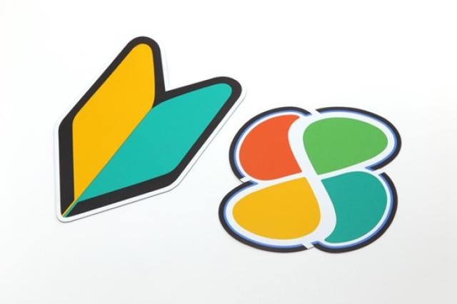 車に貼るマークの種類とは?初心者マークやもみじマークを買う方法も紹介