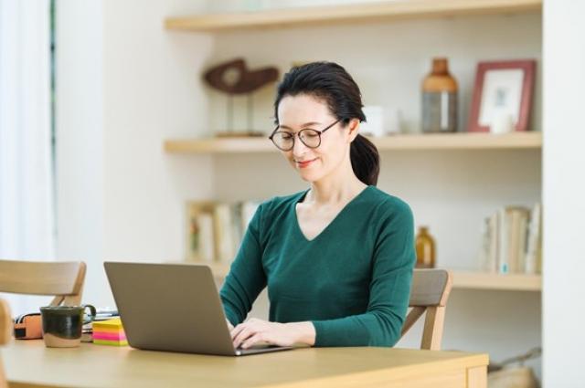 車で人気の高い希望ナンバーは？手続き方法やデザインプレートも紹介