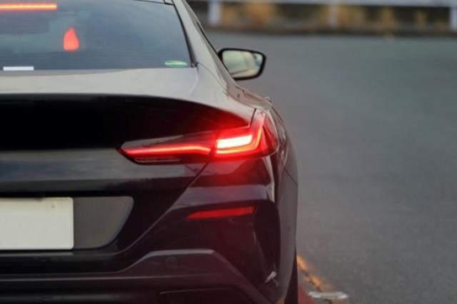 車の警告ランプを危険度別に解説!点灯の要因を調べる方法とは?