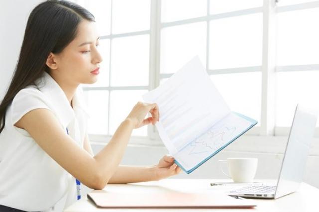 車の修理はどこに依頼すべき？3つの主な依頼先とその特徴を解説