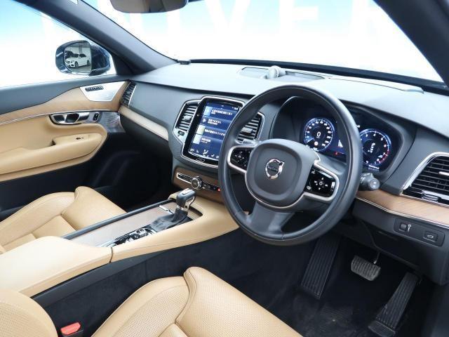 カーオブザイヤー連続受賞!ボルボのSUVの魅力&中古車取り扱い数ランキング