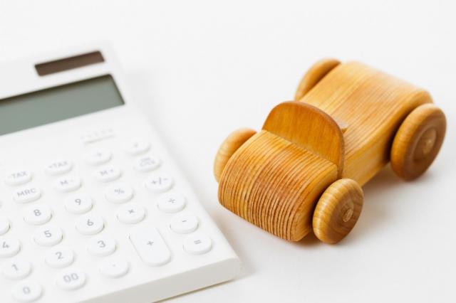 スーパーカーの安い中古車を買いたい！相場やおすすめジャガーFタイプをご紹介