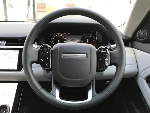 ランドローバー レンジローバーイヴォークの新型の特徴!中古で買うなら?