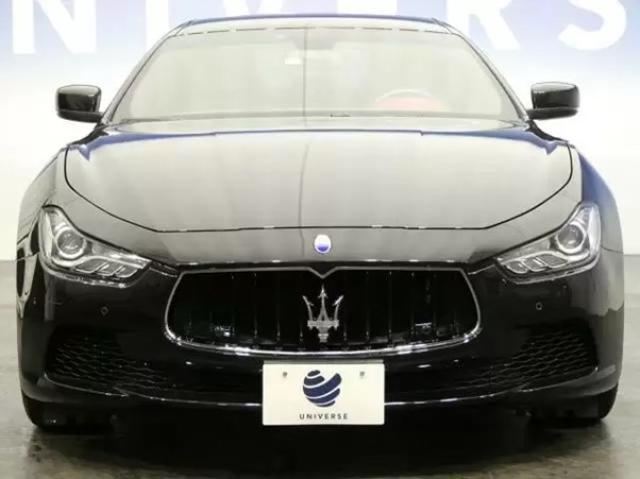 マセラティ ギブリの魅力とは?モデルごとの特徴の違いも見てみよう