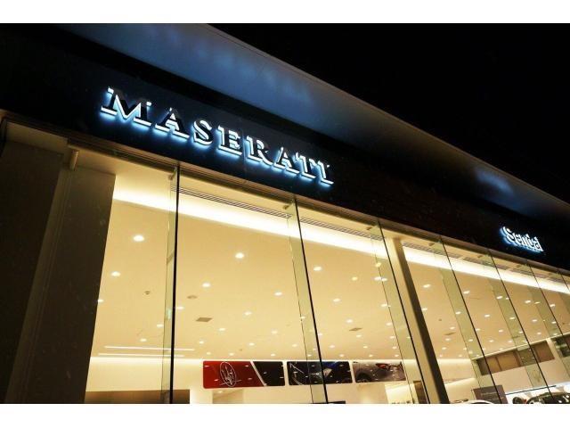 マセラティ ギブリの魅力とは?モデルごとの特徴の違いも見てみよう