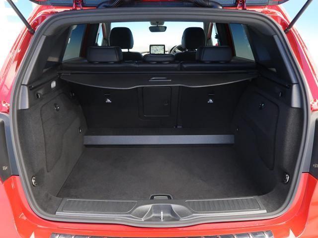 メルセデスベンツのBクラスとはどんな車?Aクラスと比較して特徴を解説!